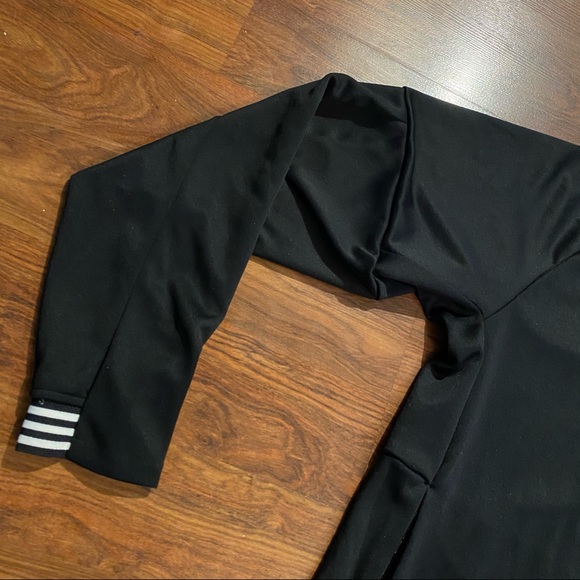 NWOT - ADIDAS MENS RUNNING HOODIE - 🔥 TOP CENTER LOGO 🔥- SZ M - Picture 8 of 9